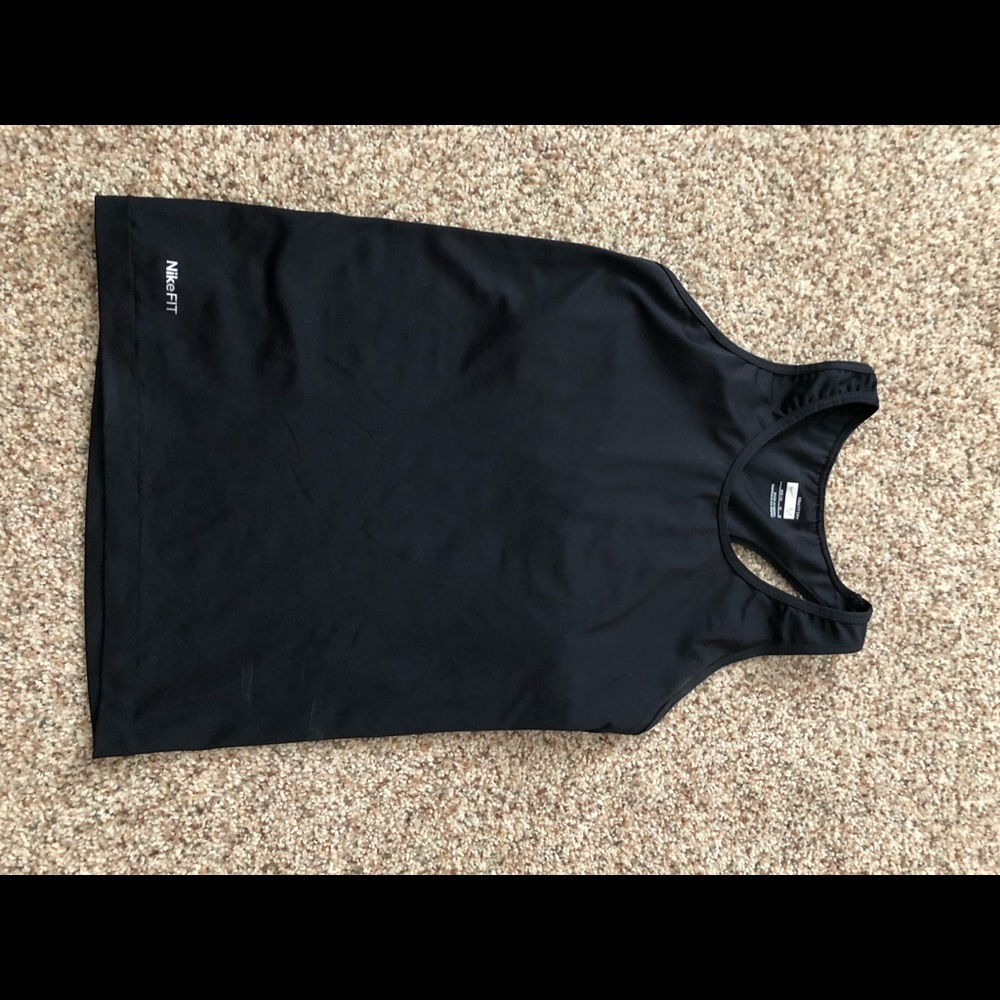 Nike fit tank